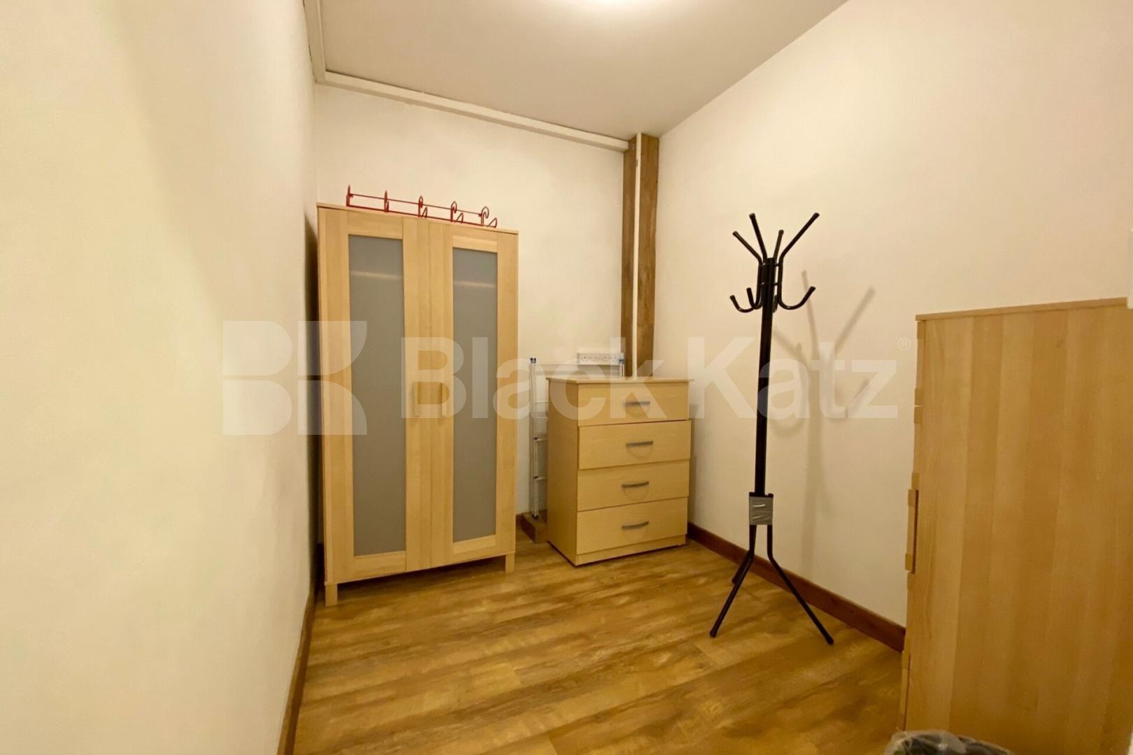 located in the heart of Angel only a 0.2 mile walk to Angel Station White Lion Street, Angel